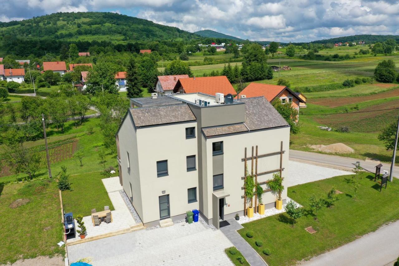 Plitvice Nest 2 Apartamento Rakovica Exterior foto